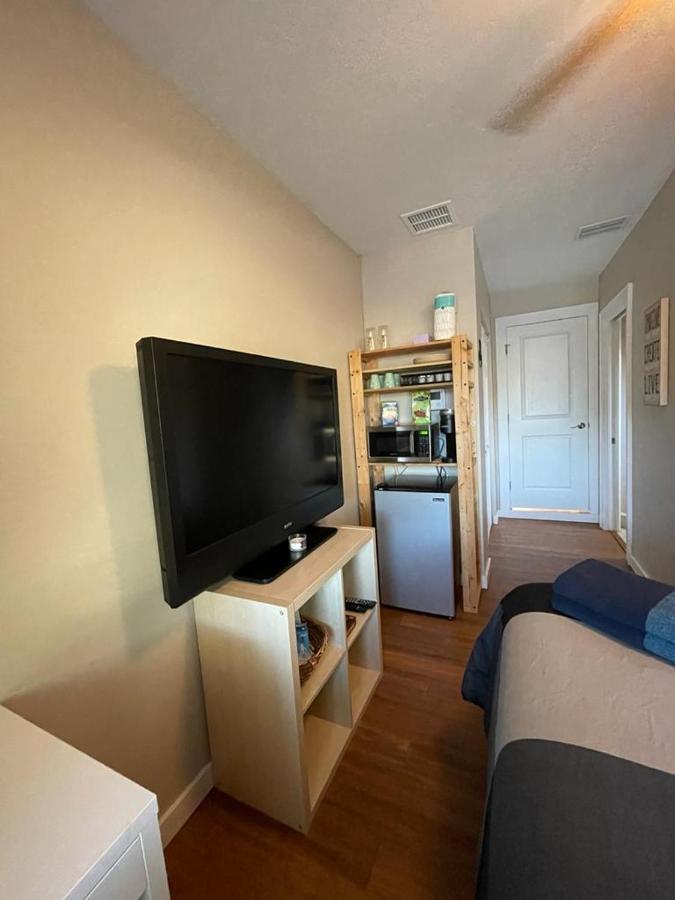 Quaint Guest Room Close To Siesta Key Sarasota Exteriér fotografie